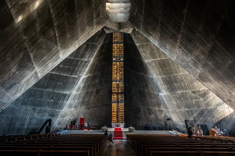 Kenzo Tange: A Grande Obra e o Legado do Mestre da Arquitetura Moderna