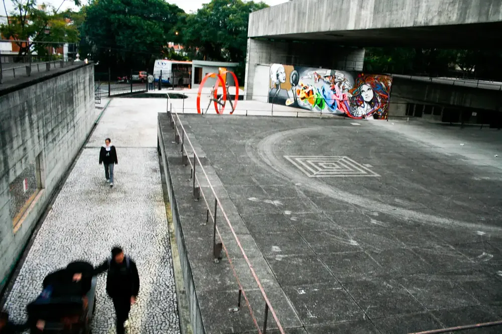 Museu Brasileiro da Escultura MuBE de Paulo Mendes da Rocha