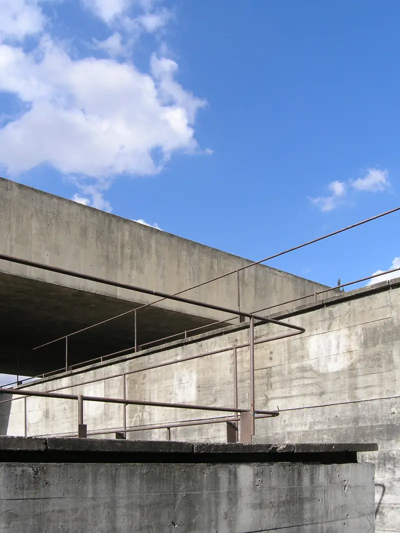 Retrato do arquiteto Paulo Mendes da Rocha em São Paulo, abril de 2006